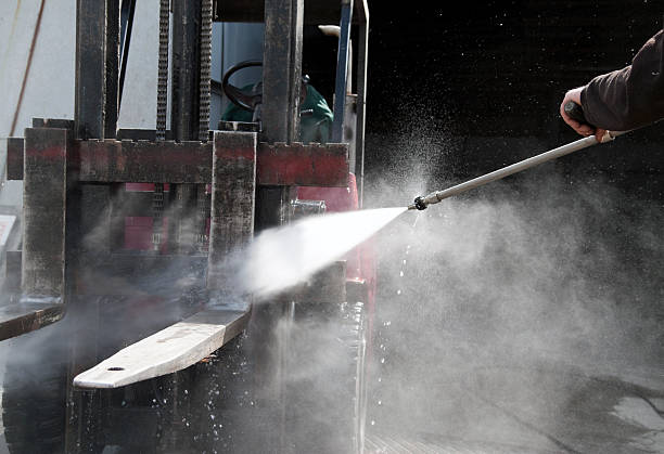 Best Parking Lot and Garage Cleaning  in Freeburg, IL